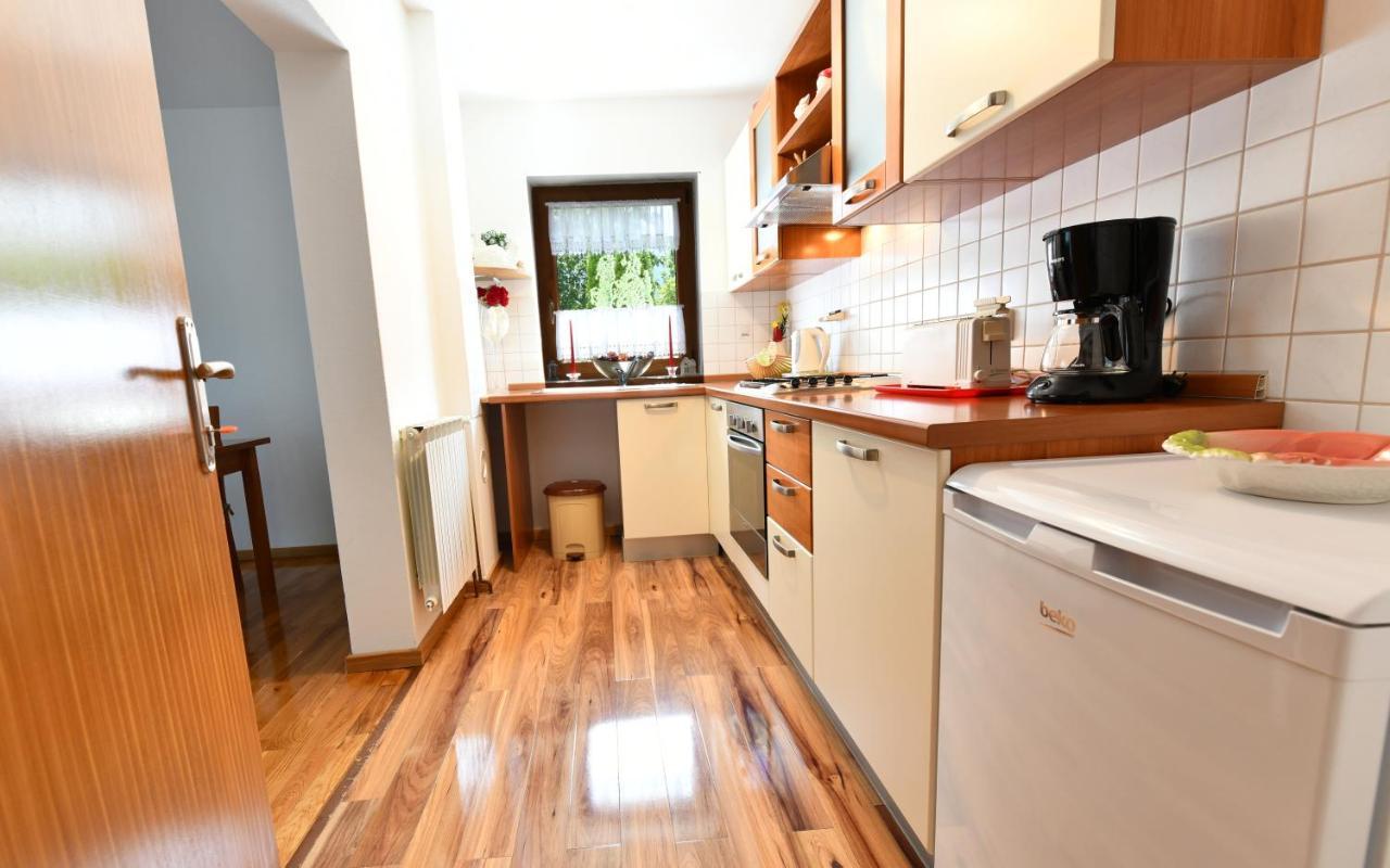 Apartment And Rooms Ivancica Seliste Dreznicko Ngoại thất bức ảnh